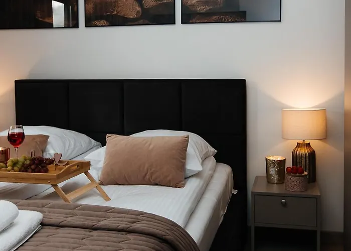 Maya's Flats & 105 - Przestronny Apartamen גדנסק