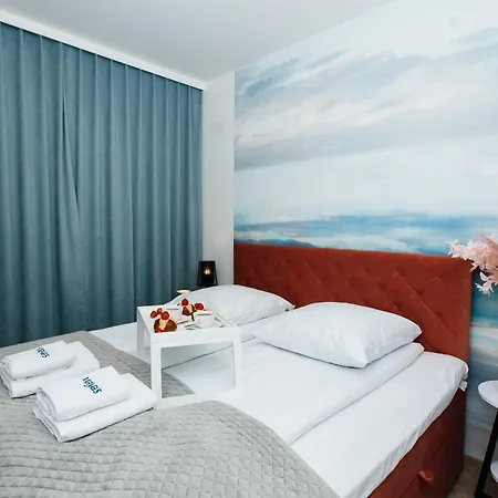 Maya's Flats & 105 - Przestronny Apartamen 아파트 *