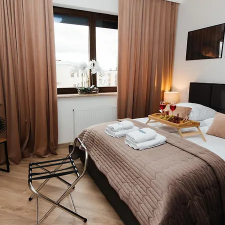 Maya's Flats & 105 - Przestronny Apartamen شقة غدانسك