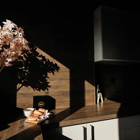 아파트 Maya's Flats & 105 - Przestronny Apartamen