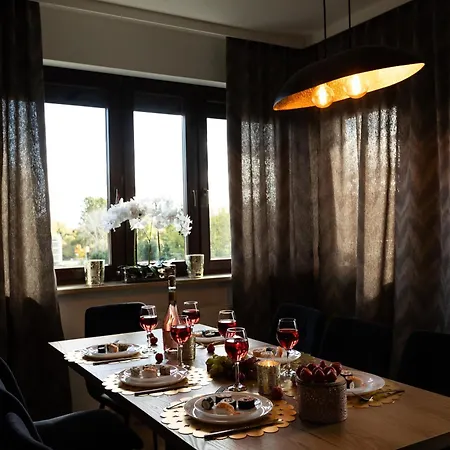 아파트 Maya's Flats & 105 - Przestronny Apartamen 그단스크