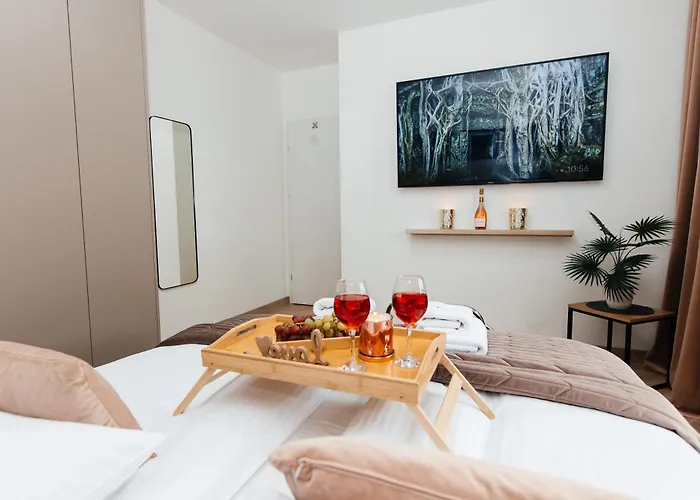 Appartement Maya's Flats & 105 - Przestronny Apartamen *